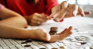 Kiwi Households paying up to $400 a year too much for their broadband